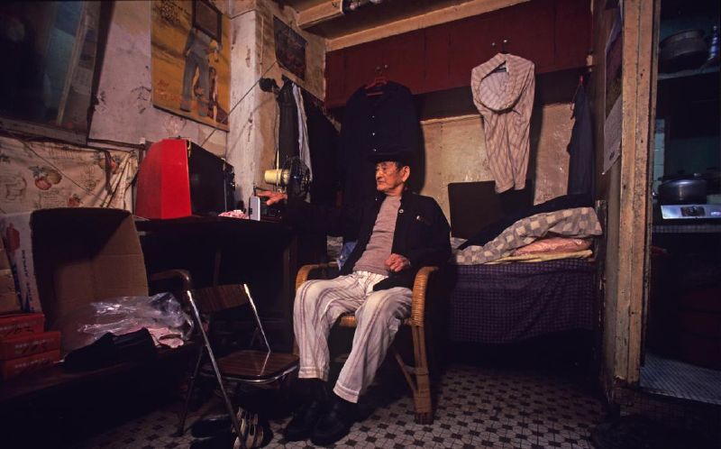 Before it was destroyed in 1994 Kowloon's Walled City was one of the most culturally fascinating structures in the world, housing a population of over 33,000 people. Thanks to images captured by ...