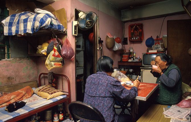 Before it was destroyed in 1994 Kowloon's Walled City was one of the most culturally fascinating structures in the world, housing a population of over 33,000 people. Thanks to images captured by ...